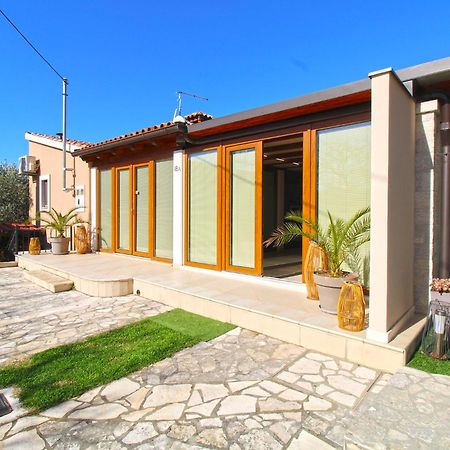 Apartments Kristina 1531 Πούλα Εξωτερικό φωτογραφία